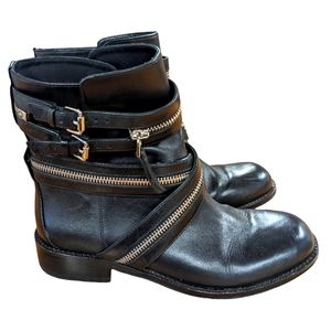 Vince Camuto Signature Black Leather Zipper Detail Moto Boots Size 7.5